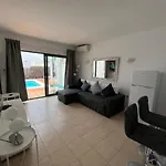 Oasis Blue - Beautiful 1 Bedroom On Private Complex With Pool Appartamento Tías