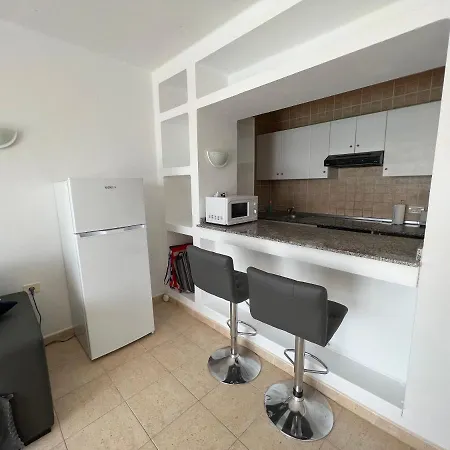 Apartment Oasis Blue - Beautiful 1 Bedroom On Private Complex With Pool